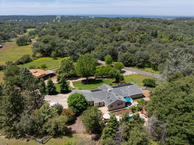 1601 Velvet Horn Ln, Rescue, CA 95672