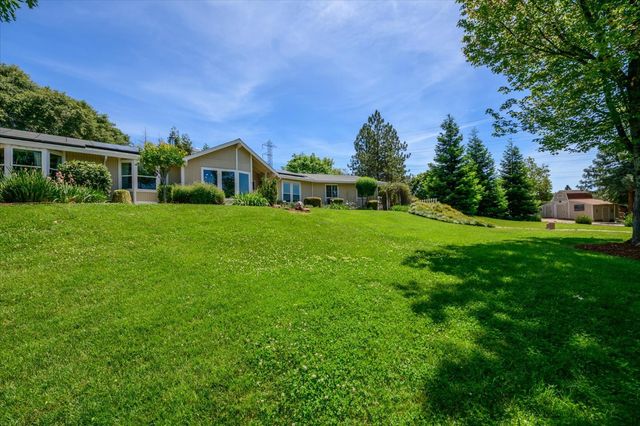 1601 Velvet Horn Ln, Rescue, CA 95672