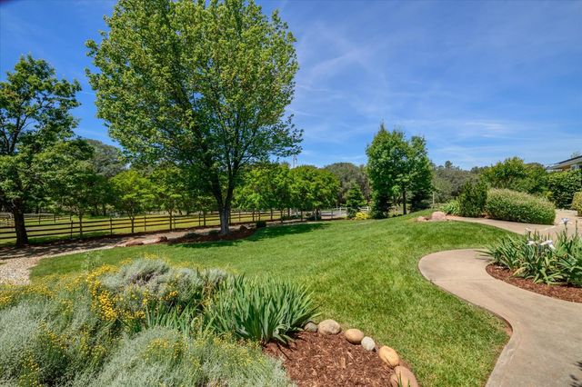 1601 Velvet Horn Ln, Rescue, CA 95672