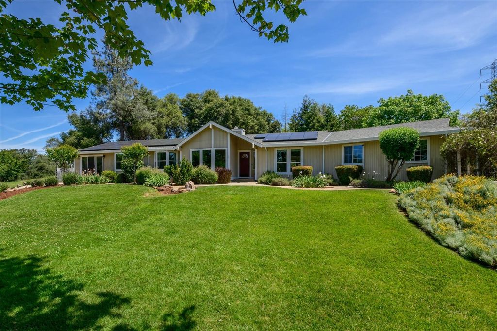 1601 Velvet Horn Ln, Rescue, CA 95672