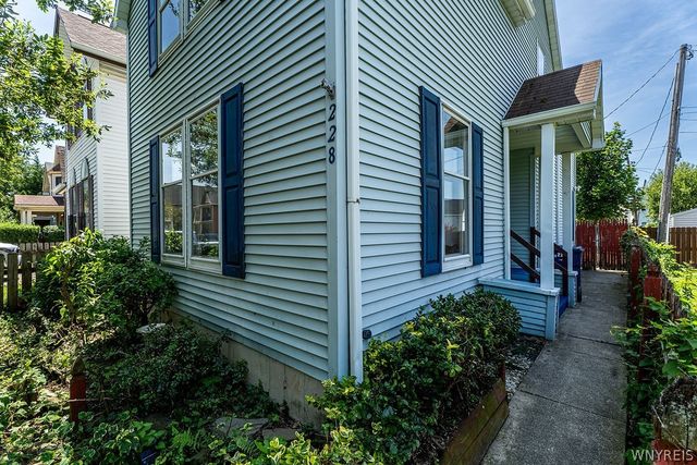 228 West Tupper Street, Buffalo, NY 14201