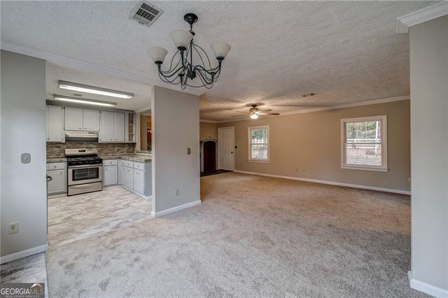 53 Black Road NE, White, GA 30184