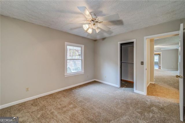 53 Black Road NE, White, GA 30184