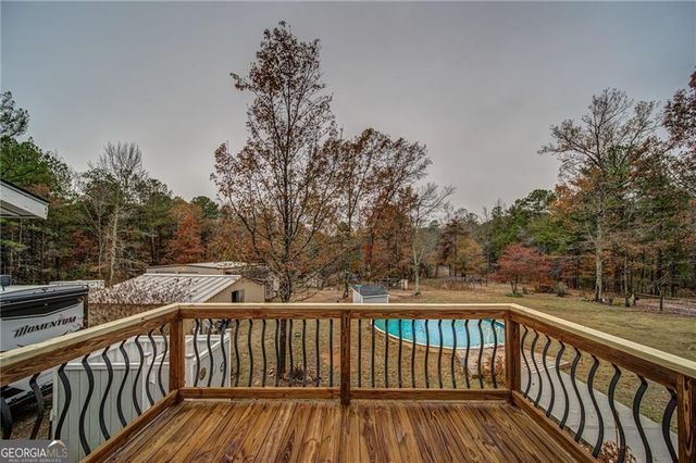 53 Black Road NE, White, GA 30184