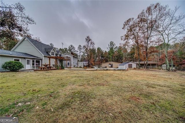 53 Black Road NE, White, GA 30184