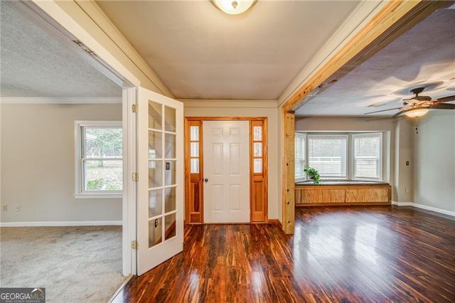 53 Black Road NE, White, GA 30184