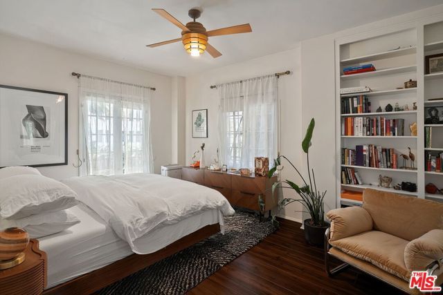 109 N Sycamore Avenue 204, Los Angeles, CA 90036
