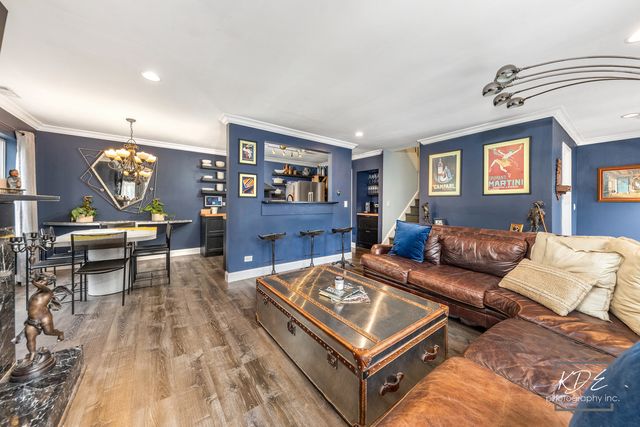 5938 Greenview Road, Lisle, IL 60532