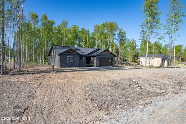 L1 B2 W Como Circle, Wasilla, AK 99623