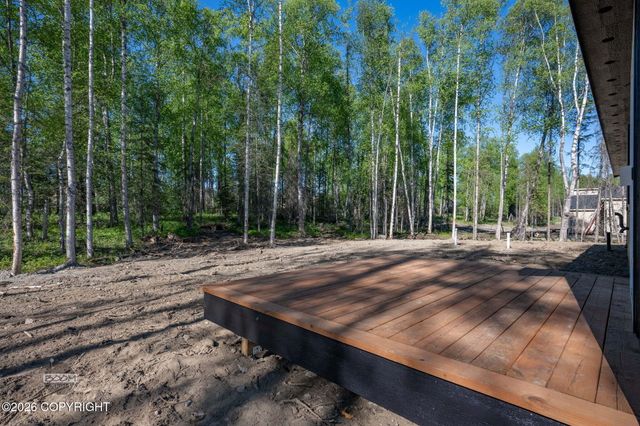 L1 B2 W Como Circle, Wasilla, AK 99623