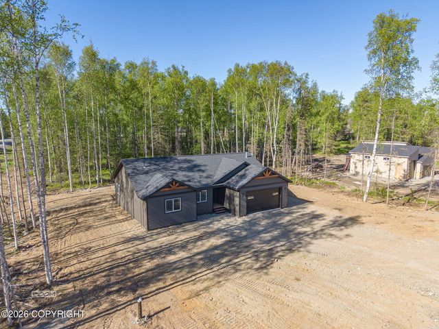 L1 B2 W Como Circle, Wasilla, AK 99623