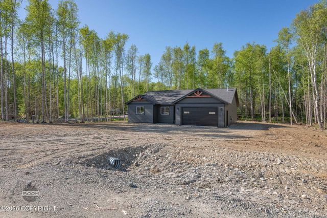 L1 B2 W Como Circle, Wasilla, AK 99623