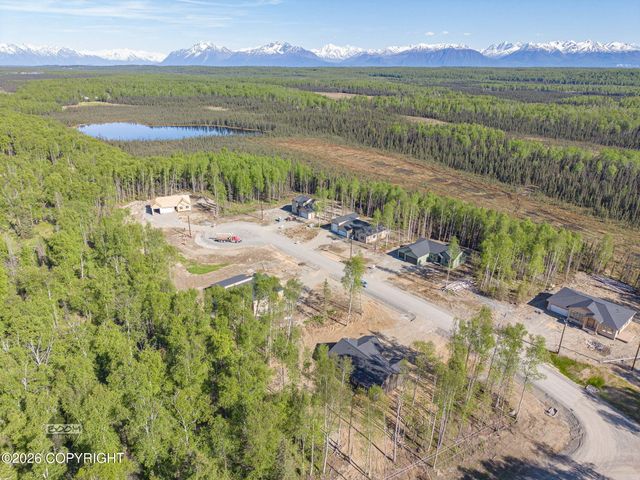 L1 B2 W Como Circle, Wasilla, AK 99623