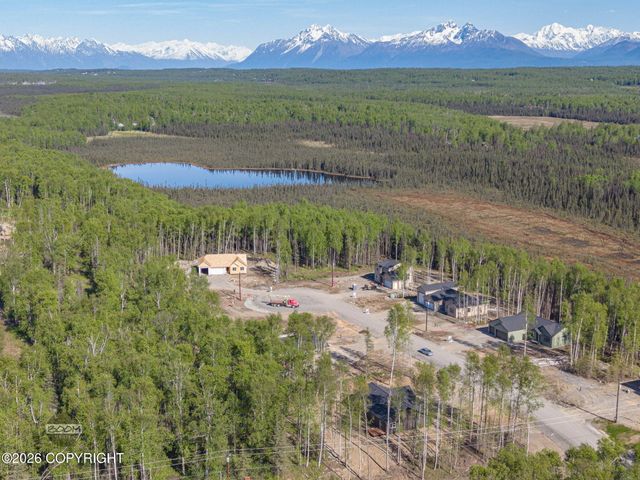 L1 B2 W Como Circle, Wasilla, AK 99623