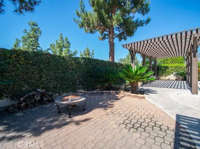 28530 Cantebury, Highland, CA 92346