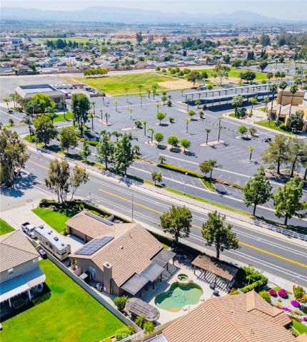 28530 Cantebury, Highland, CA 92346