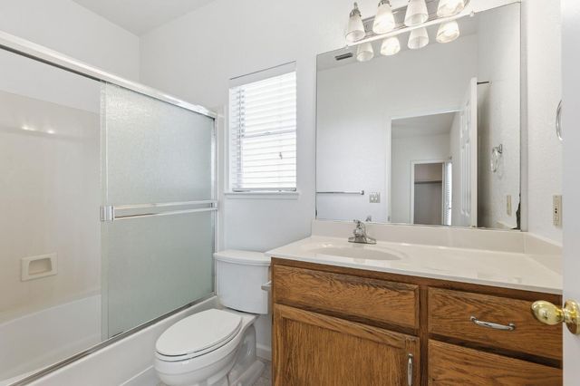 1918 Ajay Dr, Roseville, CA 95678