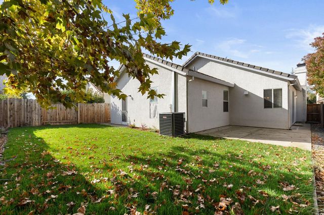 1918 Ajay Dr, Roseville, CA 95678