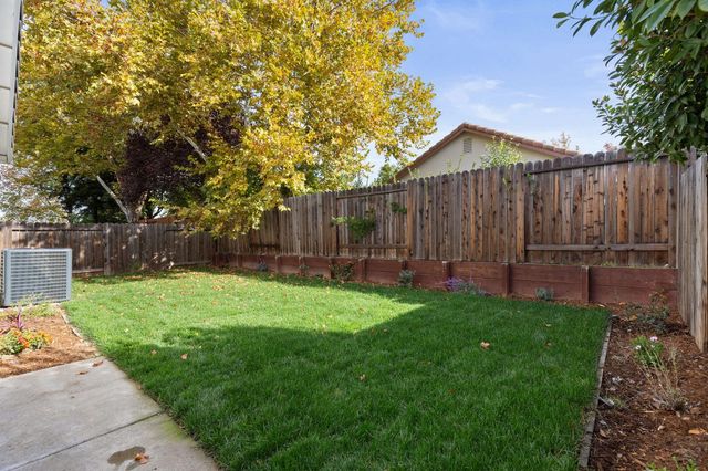 1918 Ajay Dr, Roseville, CA 95678
