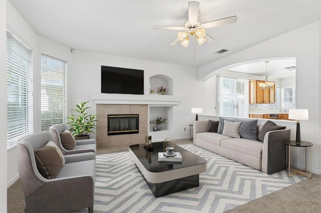 1918 Ajay Dr, Roseville, CA 95678