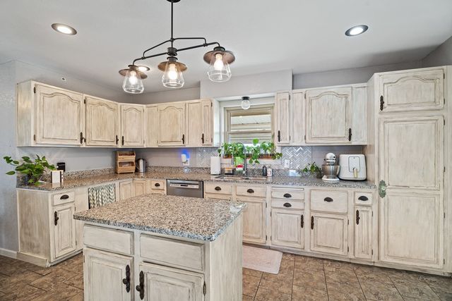 302 Matt Loop Rd, Big Spring, TX 79720