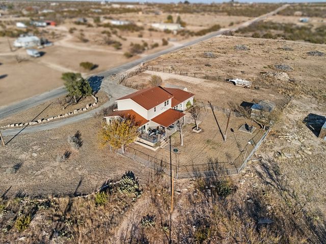 302 Matt Loop Rd, Big Spring, TX 79720