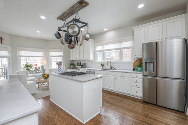 206 Gardenridge Dr, Franklin, TN 37069