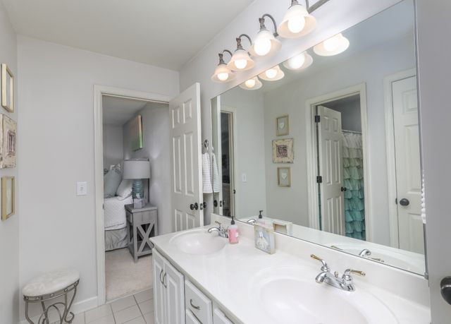 206 Gardenridge Dr, Franklin, TN 37069