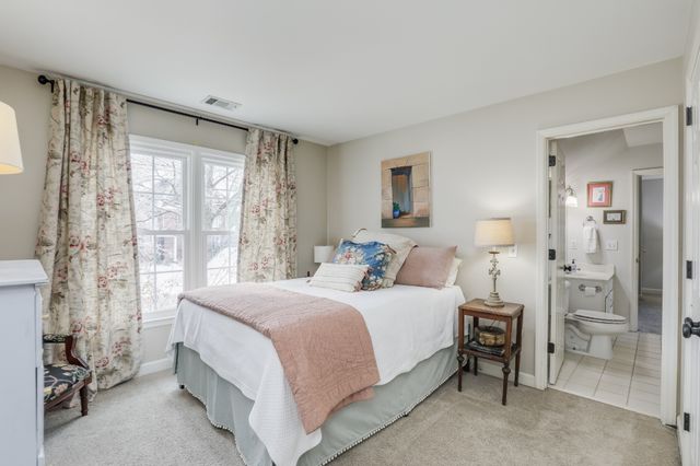 206 Gardenridge Dr, Franklin, TN 37069