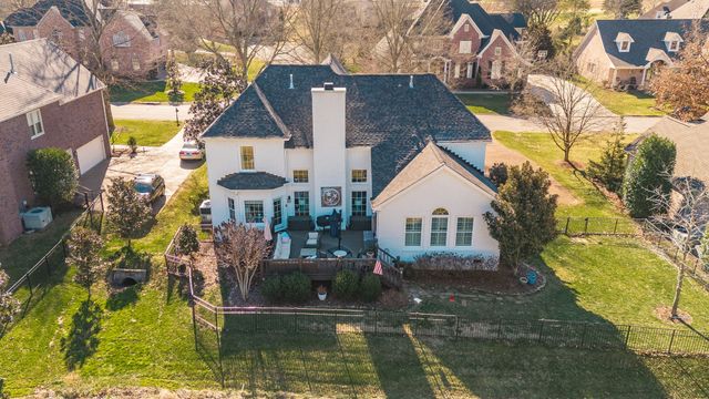206 Gardenridge Dr, Franklin, TN 37069