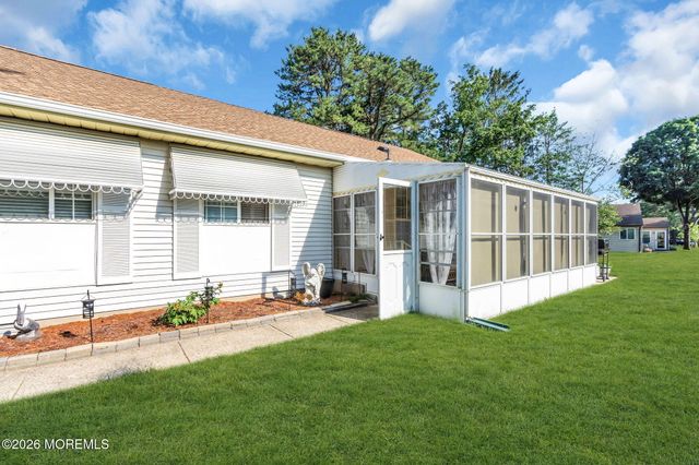 96 Sunset Road 60, Whiting, NJ 08759
