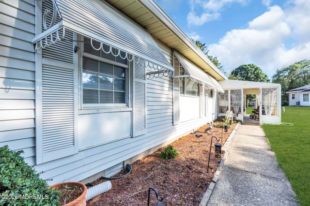 96 Sunset Road 60, Whiting, NJ 08759