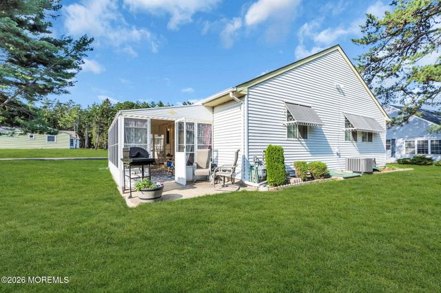96 Sunset Road 60, Whiting, NJ 08759