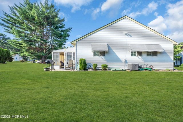96 Sunset Road 60, Whiting, NJ 08759