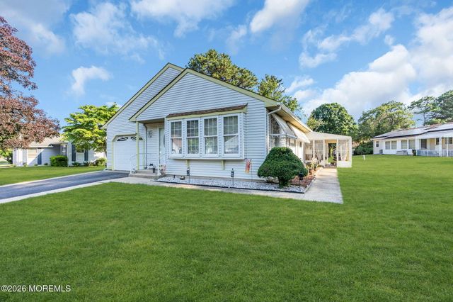 96 Sunset Road 60, Whiting, NJ 08759