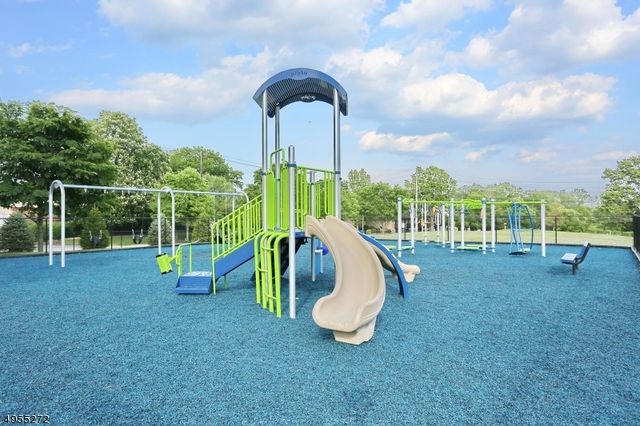 469 Hartford Dr, Nutley Twp., NJ 07110