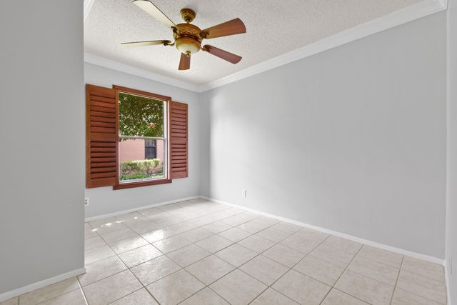 4105 Shelley Road S, West Palm Beach, FL 33407