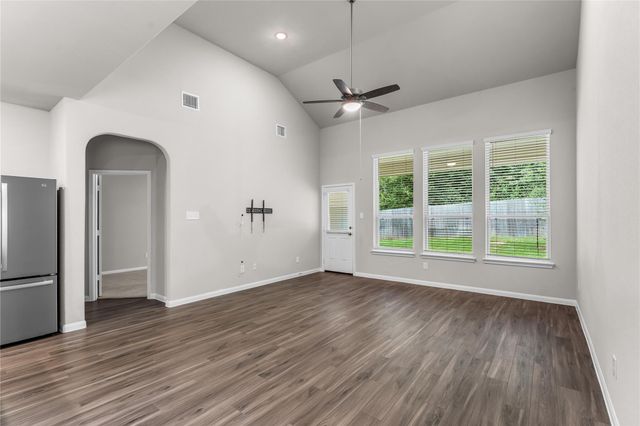 4362 Mcgregor Bluff Lane, Conroe, TX 77304