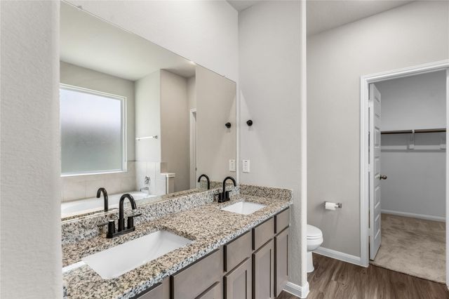 4362 Mcgregor Bluff Lane, Conroe, TX 77304