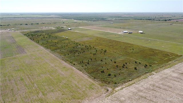 000 N Davila Road, Hargill, TX 78549