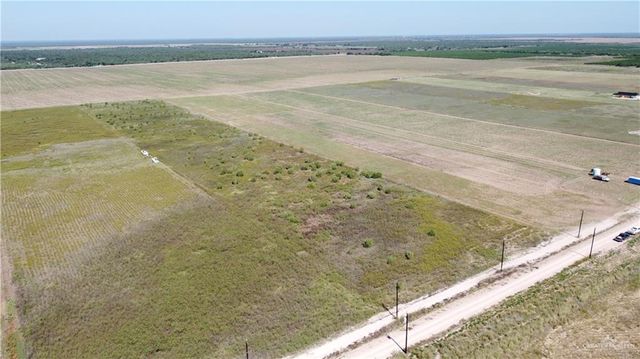 000 N Davila Road, Hargill, TX 78549
