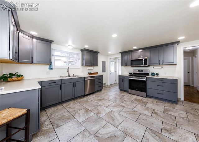 2310 W Monument Street, Colorado Springs, CO 80904