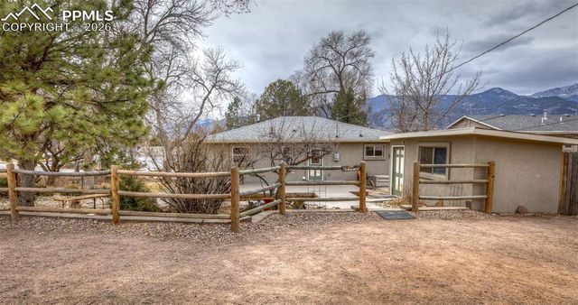 2310 W Monument Street, Colorado Springs, CO 80904