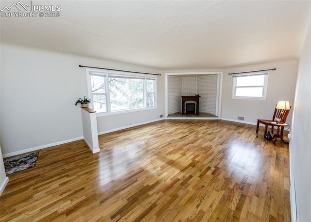 2310 W Monument Street, Colorado Springs, CO 80904