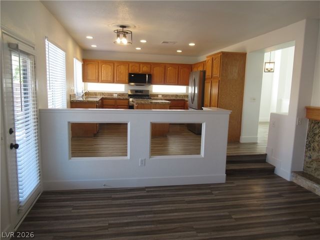 6362 Wild Strawberry Lane, Las Vegas, NV 89142