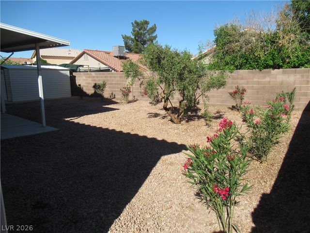 6362 Wild Strawberry Lane, Las Vegas, NV 89142