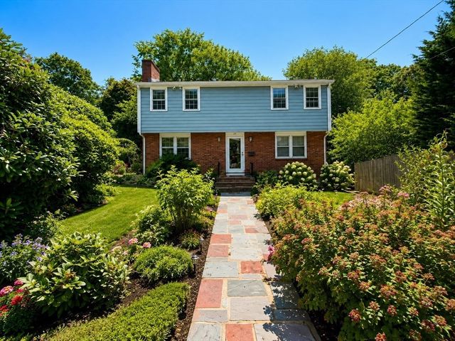 27 Maplewood Ave, Newton, MA 02459
