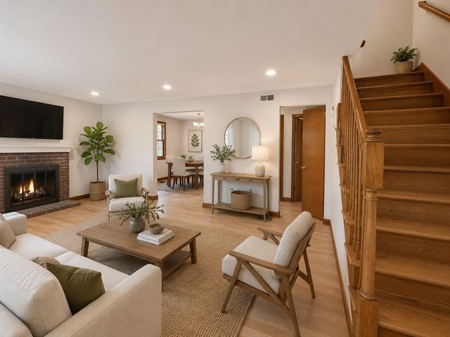 27 Maplewood Ave, Newton, MA 02459