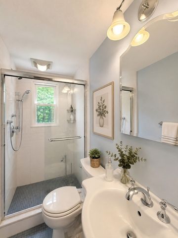 27 Maplewood Ave, Newton, MA 02459