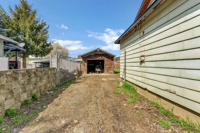 15003 E Rich Ave, Spokane Valley, WA 99216